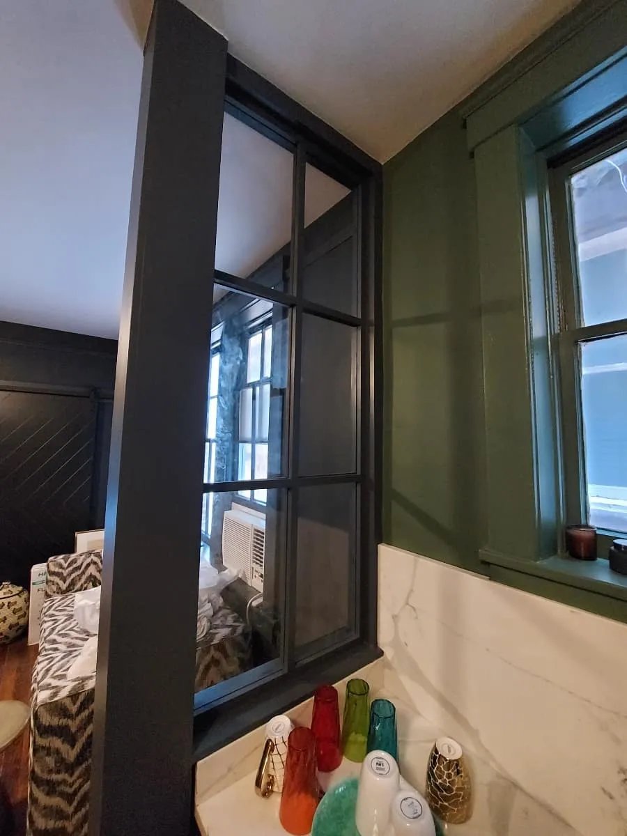 The same Lafayette Square condo
