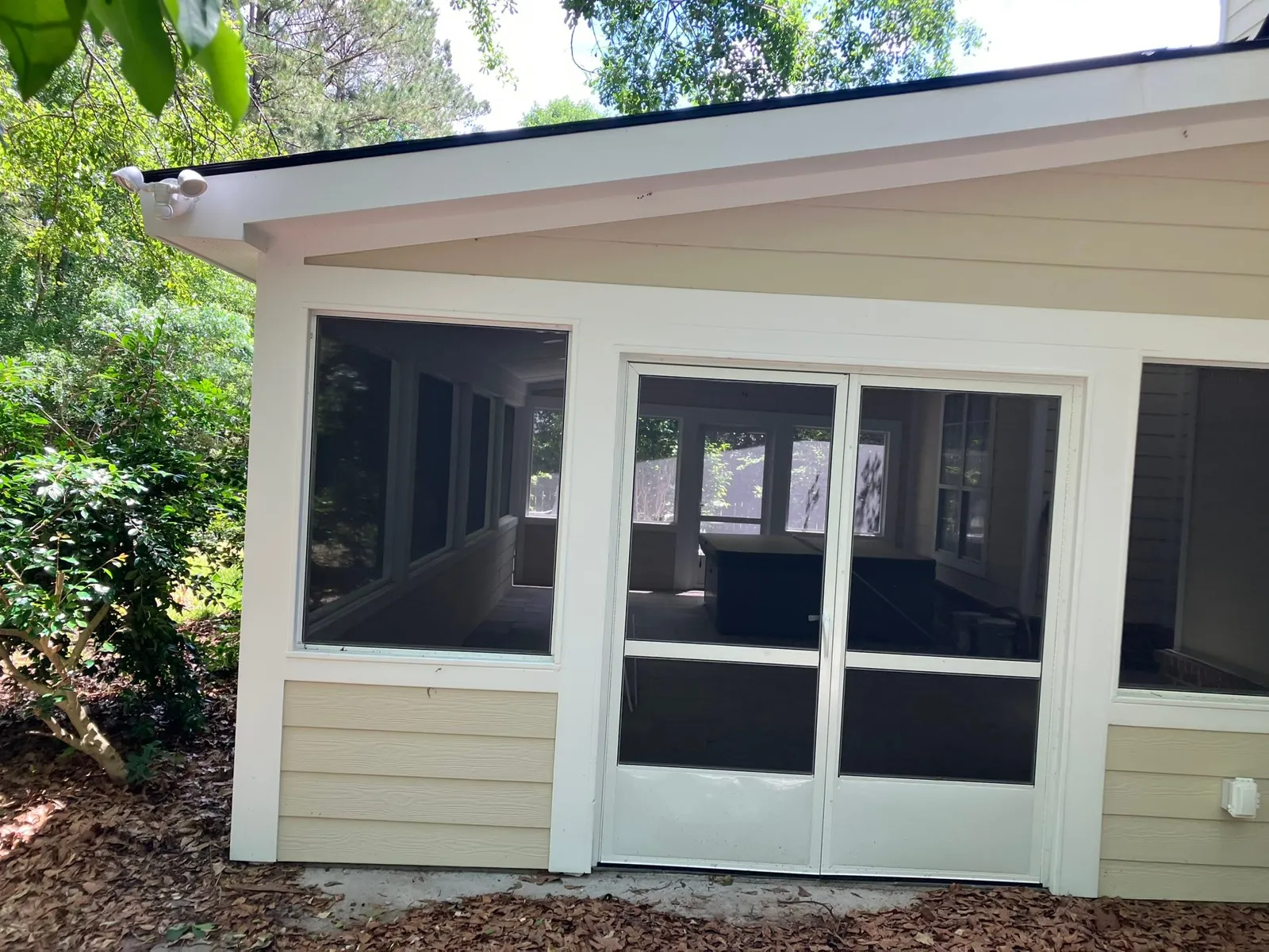 A sunroom addition in Richmond Hill